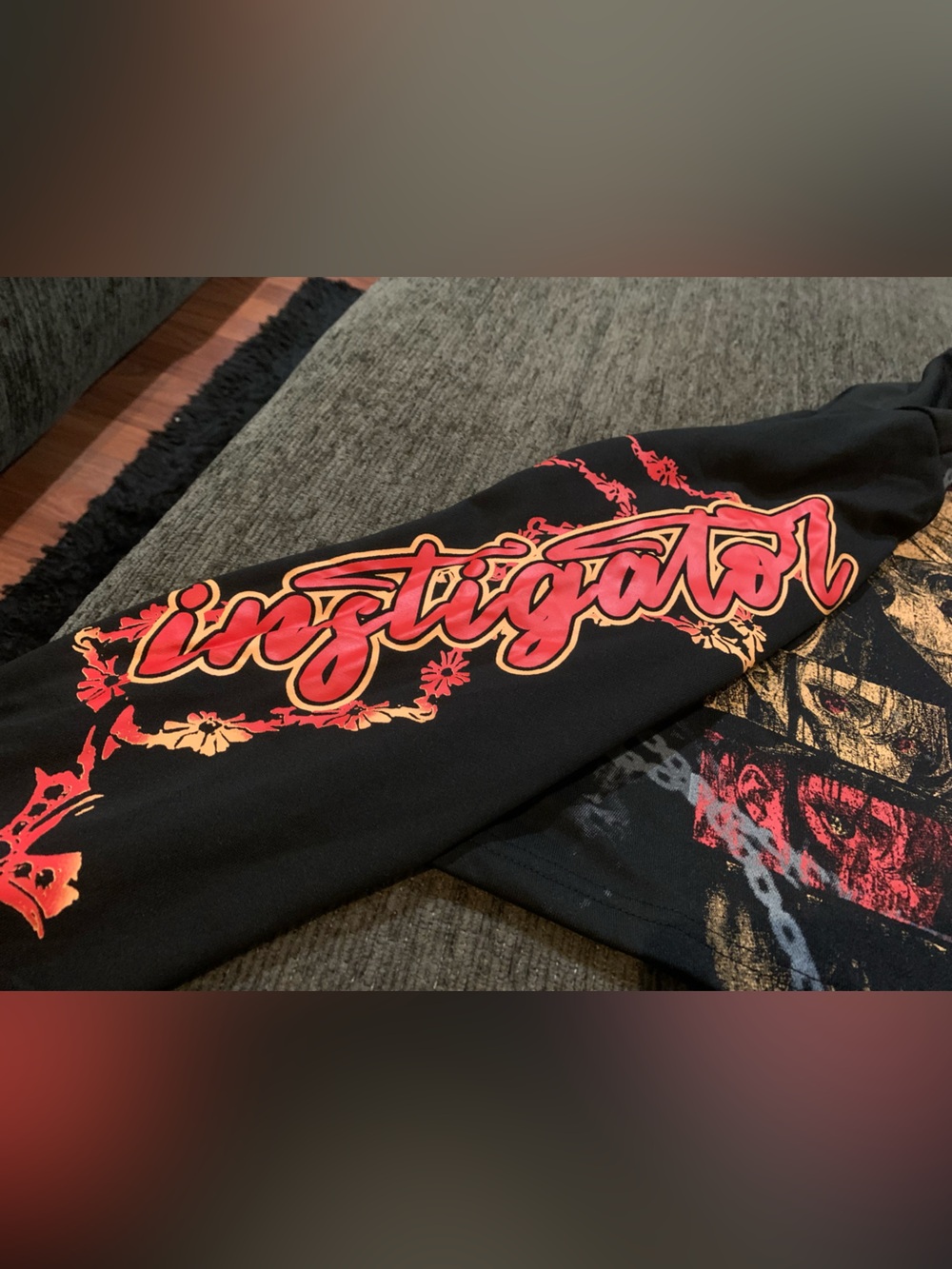Black Graphic Anime-Inspired Crewneck Sweater - Picture 7 of 9